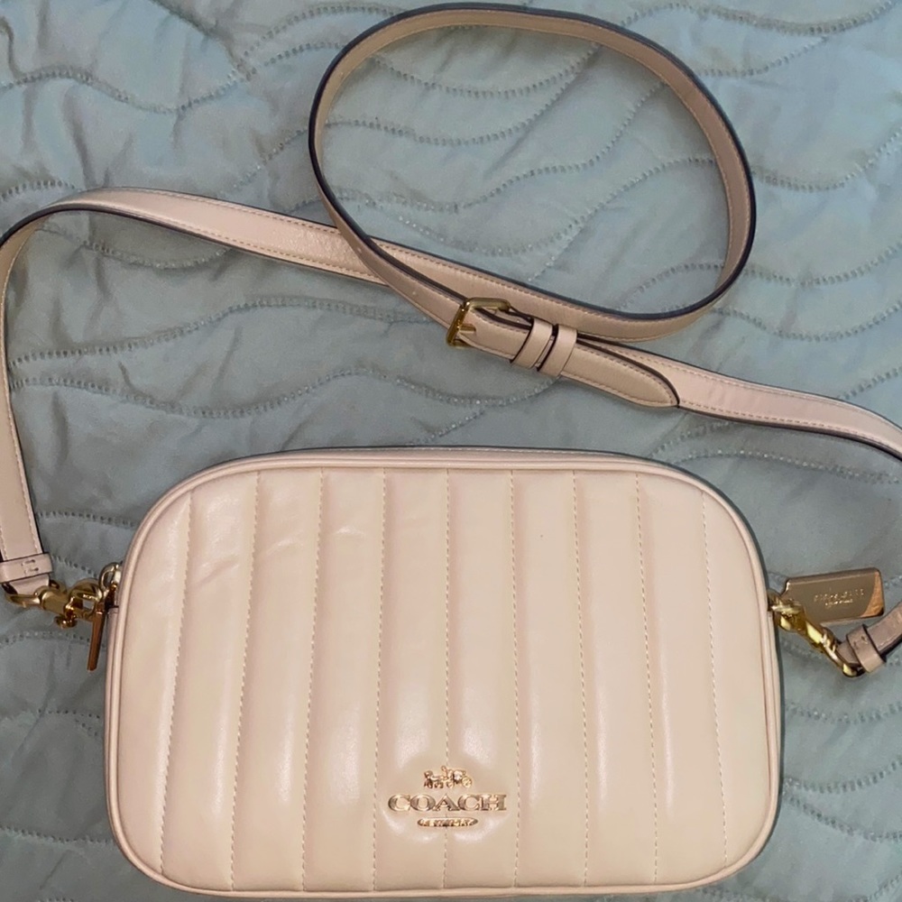 Coach Jes Quilted Crossbody! Gem